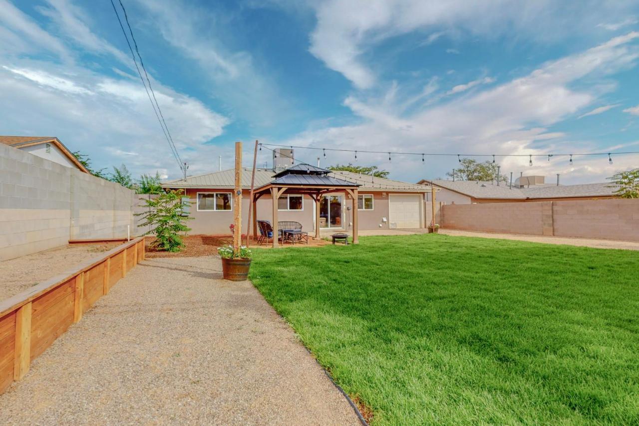 Comfortable 3-Bedroom Home With Spacious Backyard Albuquerque Exterior foto